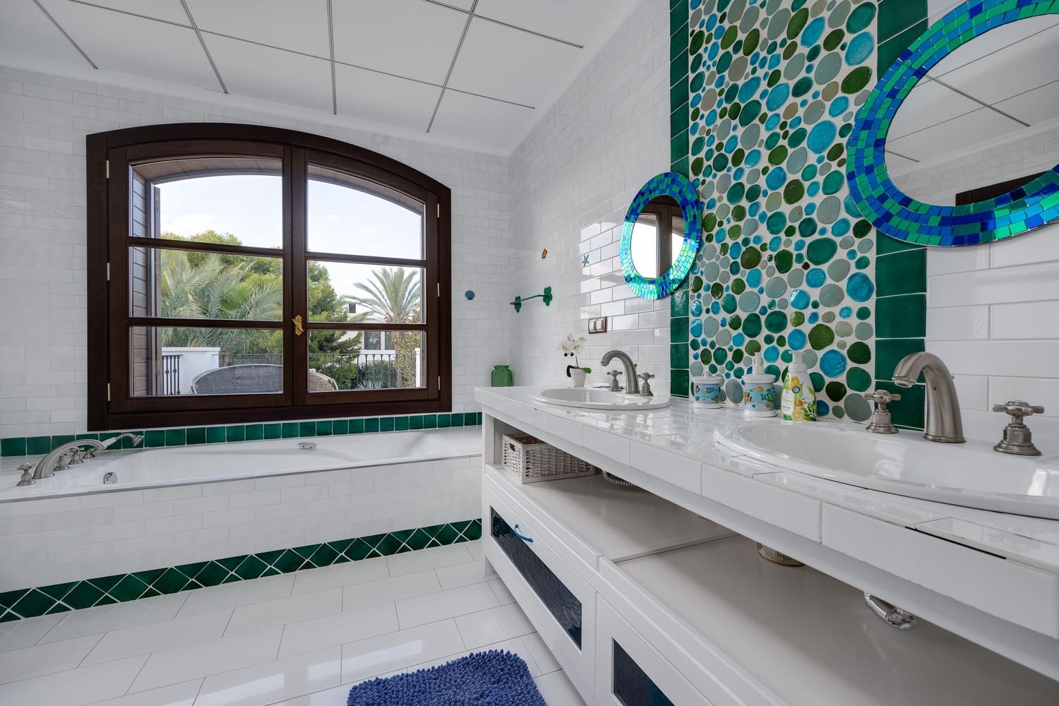 4 soverom Villa til salgs i Cabo Roig med svømmebasseng garasje - € 2 350 000 (Ref: 8546235)