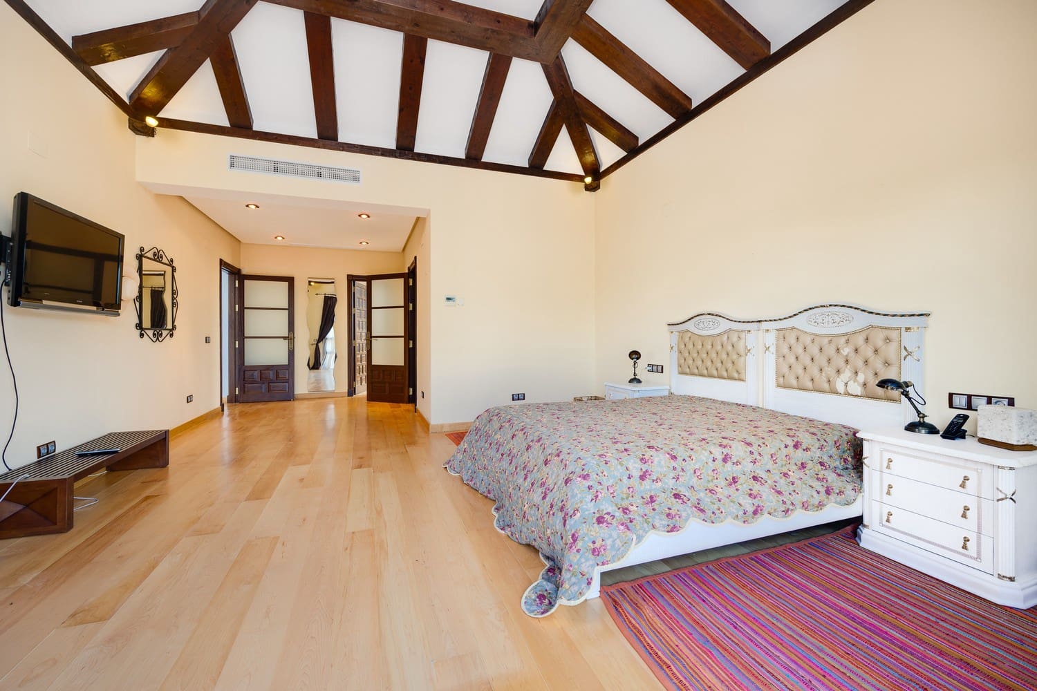 4 soverom Villa til salgs i Cabo Roig med svømmebasseng garasje - € 2 350 000 (Ref: 8546235)