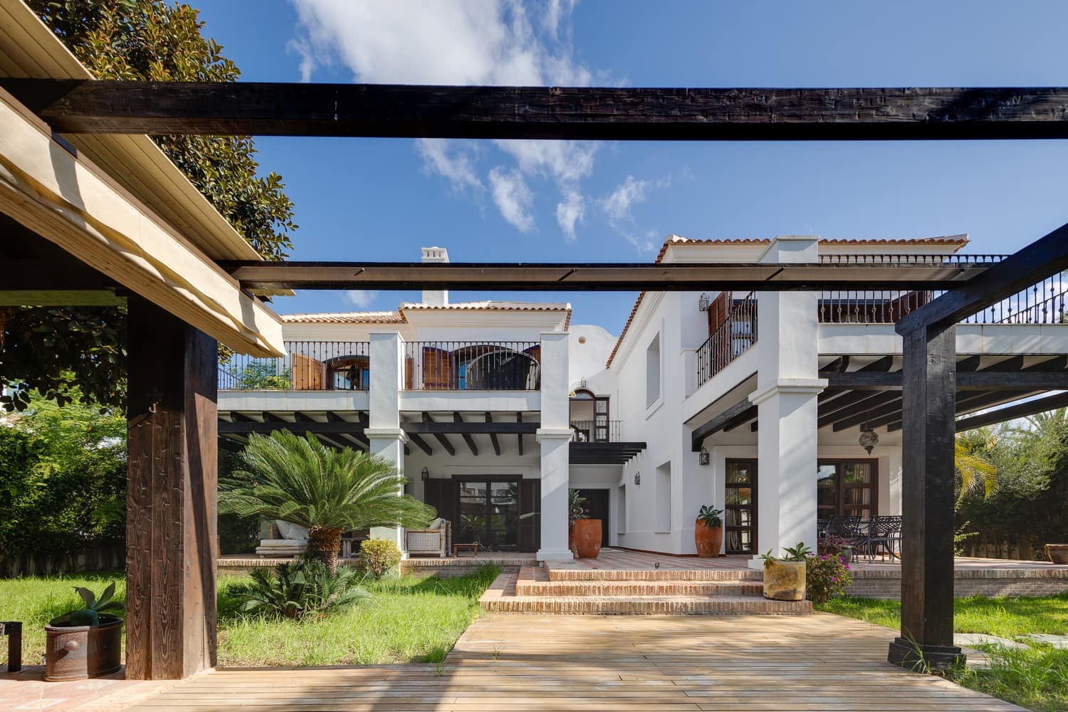 4 soverom Villa til salgs i Cabo Roig med svømmebasseng garasje - € 2 350 000 (Ref: 8546235)