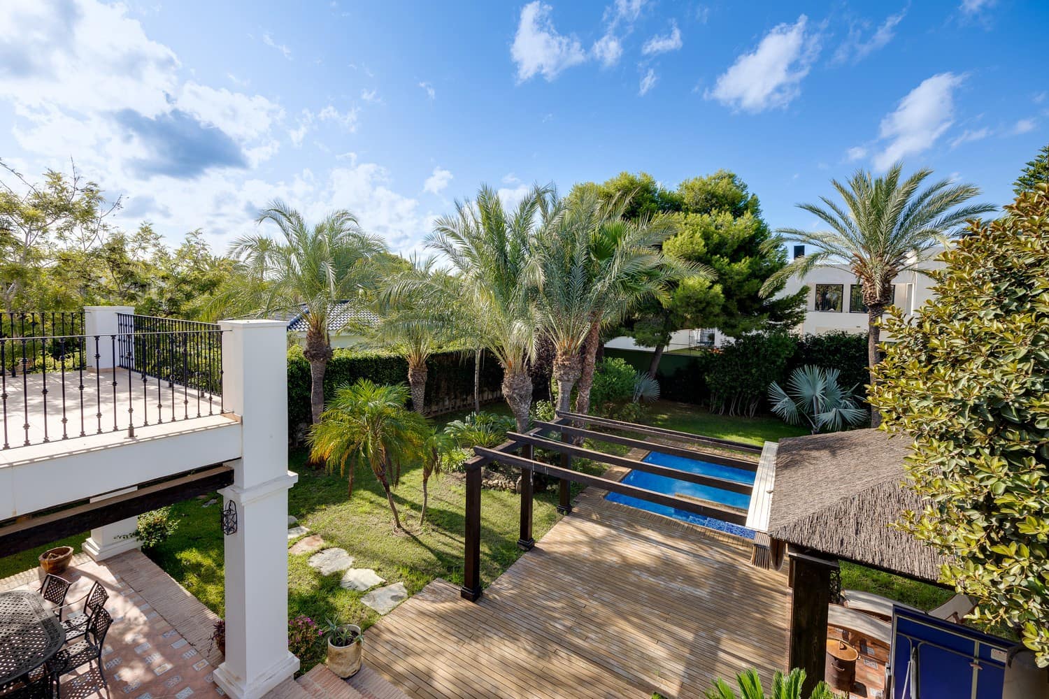 4 soverom Villa til salgs i Cabo Roig med svømmebasseng garasje - € 2 350 000 (Ref: 8546235)