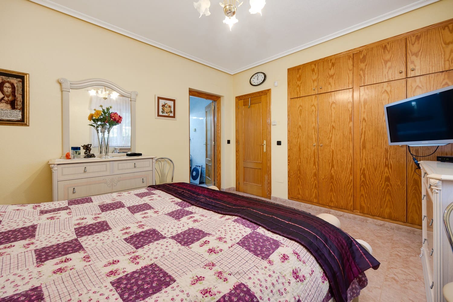 3 Zimmer Villa zu verkaufen in Playa Flamenca mit Pool Garage - 570.000 € (Ref: 8703237)