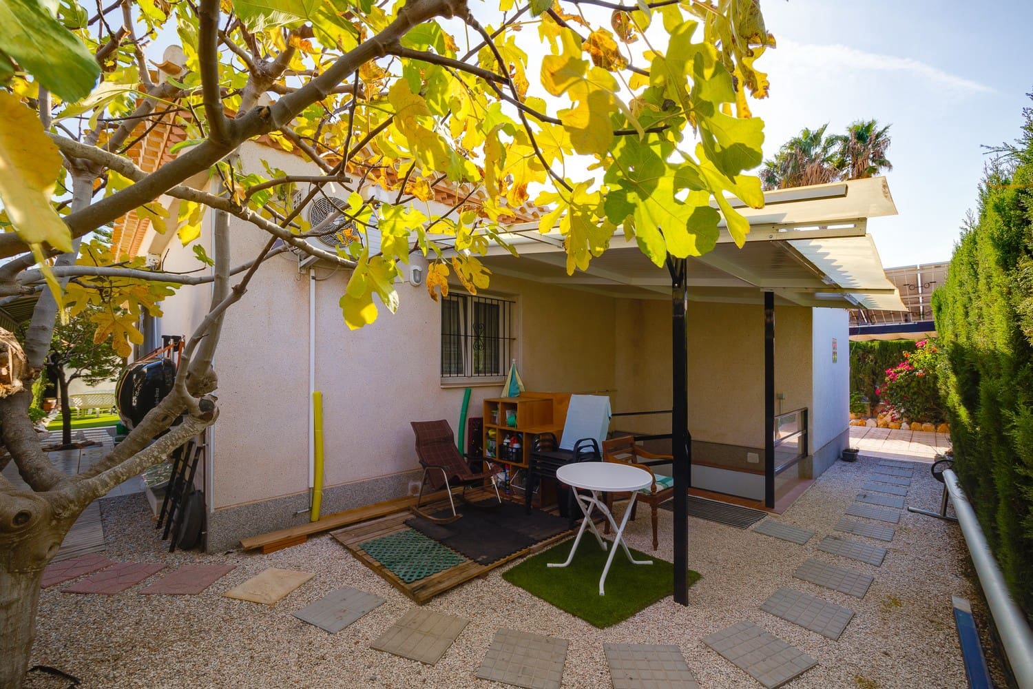 3 Zimmer Villa zu verkaufen in Playa Flamenca mit Pool Garage - 570.000 € (Ref: 8703237)