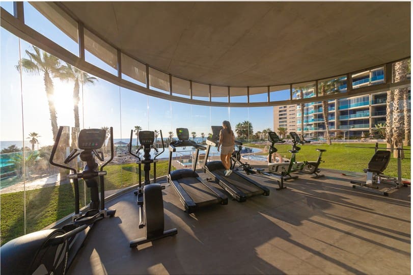 2 sypialnia Apartament na sprzedaż w Punta Prima z basenem garażem - 398 000 € (Ref: 8760532)