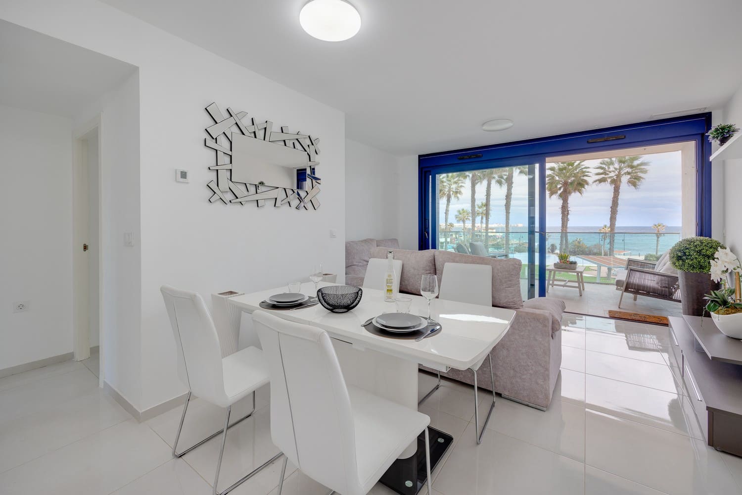 2 sypialnia Apartament na sprzedaż w Punta Prima z basenem garażem - 398 000 € (Ref: 8760532)