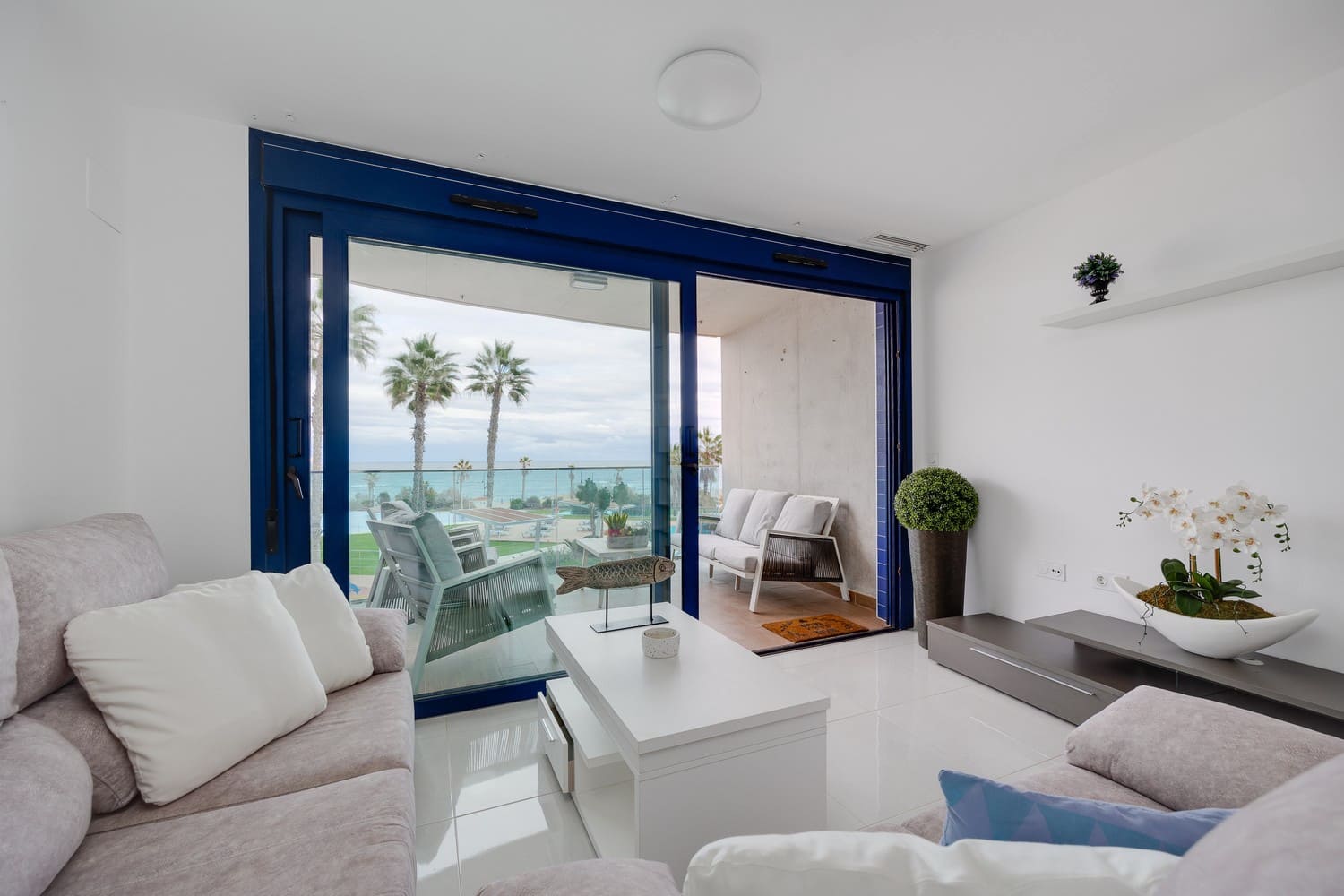 2 sypialnia Apartament na sprzedaż w Punta Prima z basenem garażem - 398 000 € (Ref: 8760532)