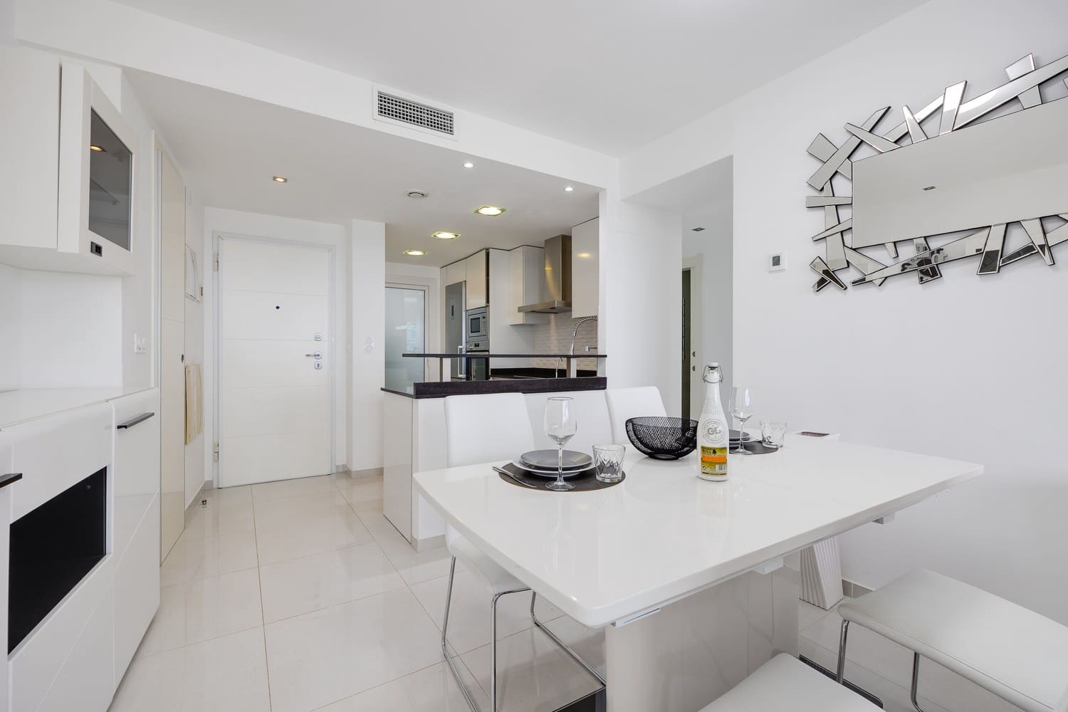 2 sypialnia Apartament na sprzedaż w Punta Prima z basenem garażem - 398 000 € (Ref: 8760532)