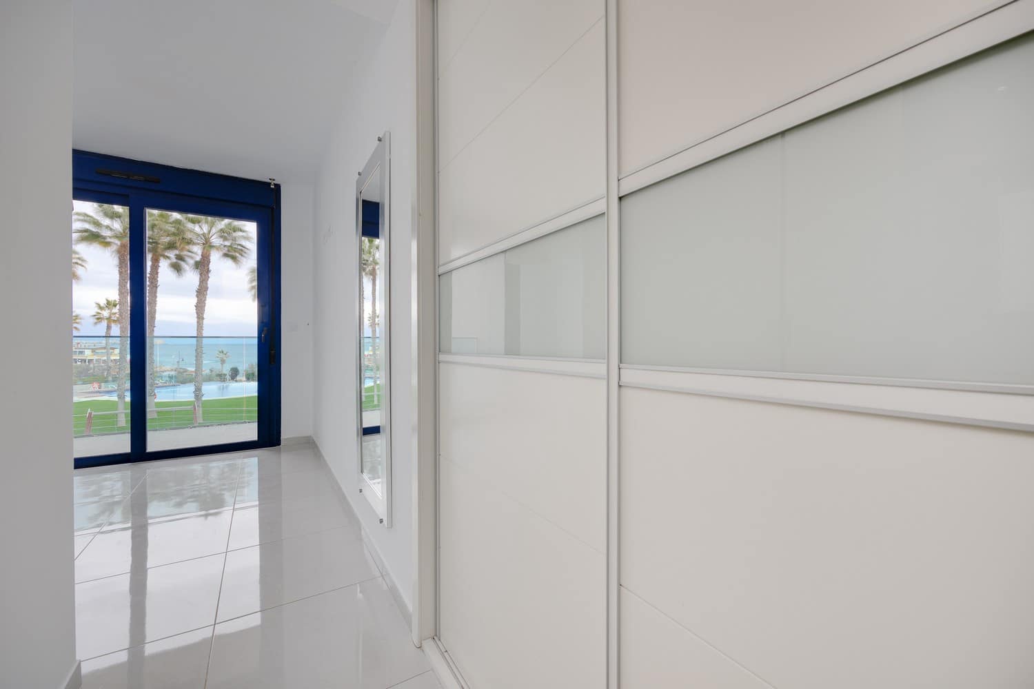 2 sypialnia Apartament na sprzedaż w Punta Prima z basenem garażem - 398 000 € (Ref: 8760532)