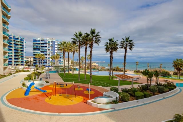 2 bedroom Apartment for sale in Punta Prima, Torrevieja with pool garage - € 398,000 (Ref: 8760532)