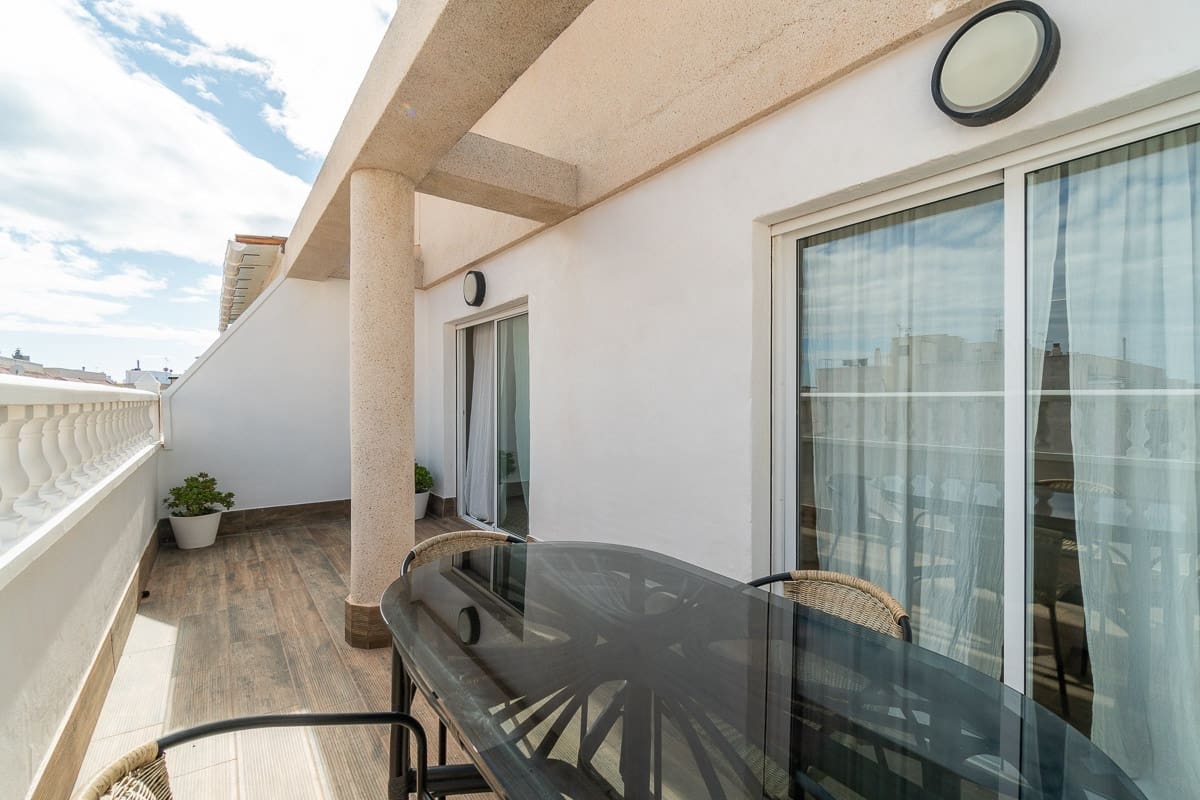 3 soveværelse Penthouse til salg i La Mata - € 320.000 (Ref: 8814942)