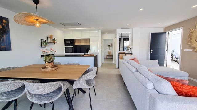 Chalet de 3 habitaciones en San Pedro del Pinatar ciudad, San Pedro del Pinatar en venta con piscina garaje - 445.000 € (Ref: 8891730)
