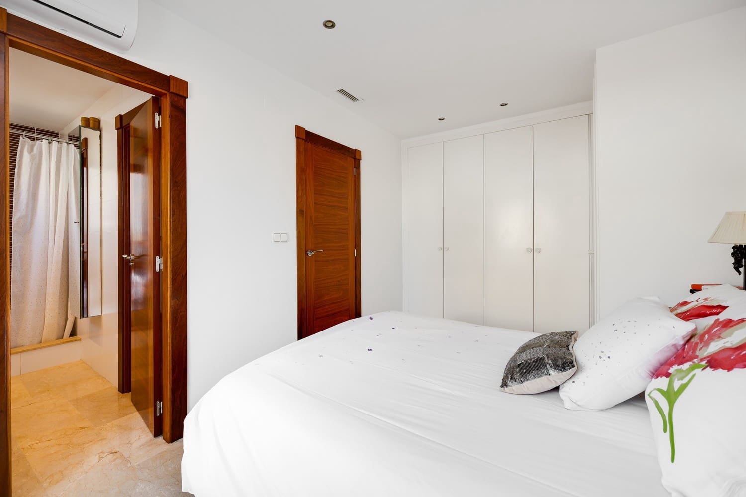 4 soveværelse Lejlighed til salg i Torrevieja med garage - € 499.000 (Ref: 8949509)