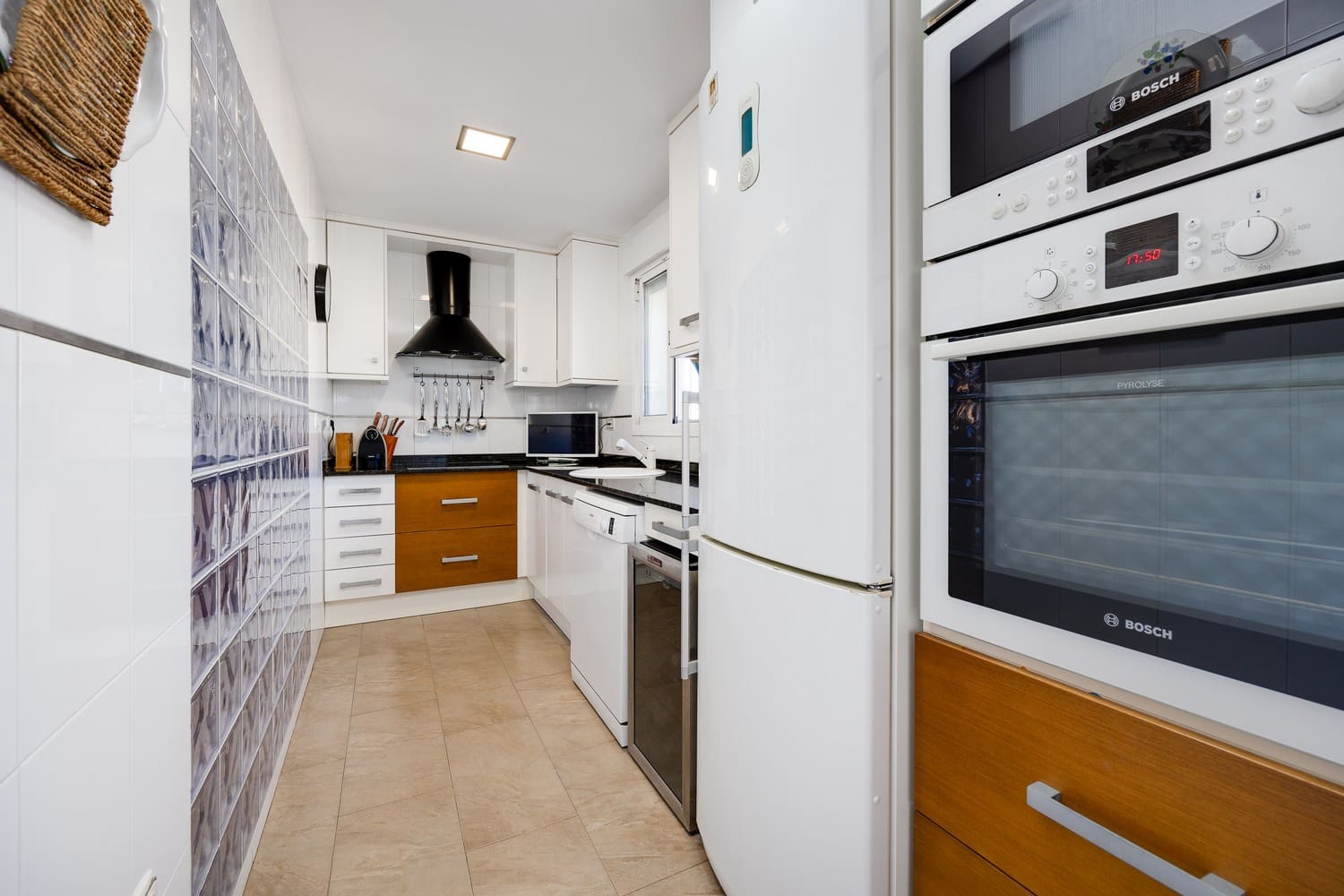 4 soveværelse Lejlighed til salg i Torrevieja med garage - € 499.000 (Ref: 8949509)