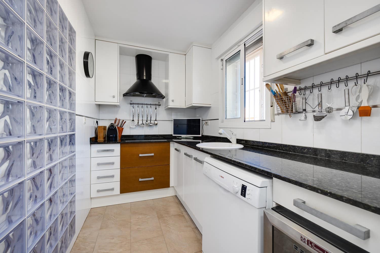 4 soveværelse Lejlighed til salg i Torrevieja med garage - € 499.000 (Ref: 8949509)