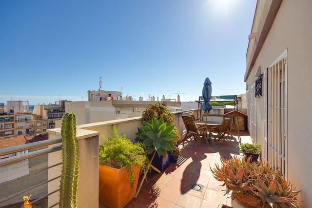 4 bedroom Apartment for sale in El Chaparral - La Siesta - La Torreta, Torrevieja with garage - € 499,000 (Ref: 8949509)