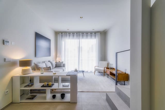 2 slaapkamer Rijtjeshuis te koop in Pilar de la Horadada ciudad, Pilar de la Horadada met zwembad garage - € 314.900 (Ref: 8956305)