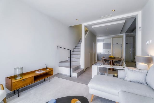 2 slaapkamer Rijtjeshuis te koop in Pilar de la Horadada ciudad, Pilar de la Horadada met zwembad garage - € 314.900 (Ref: 8956305)