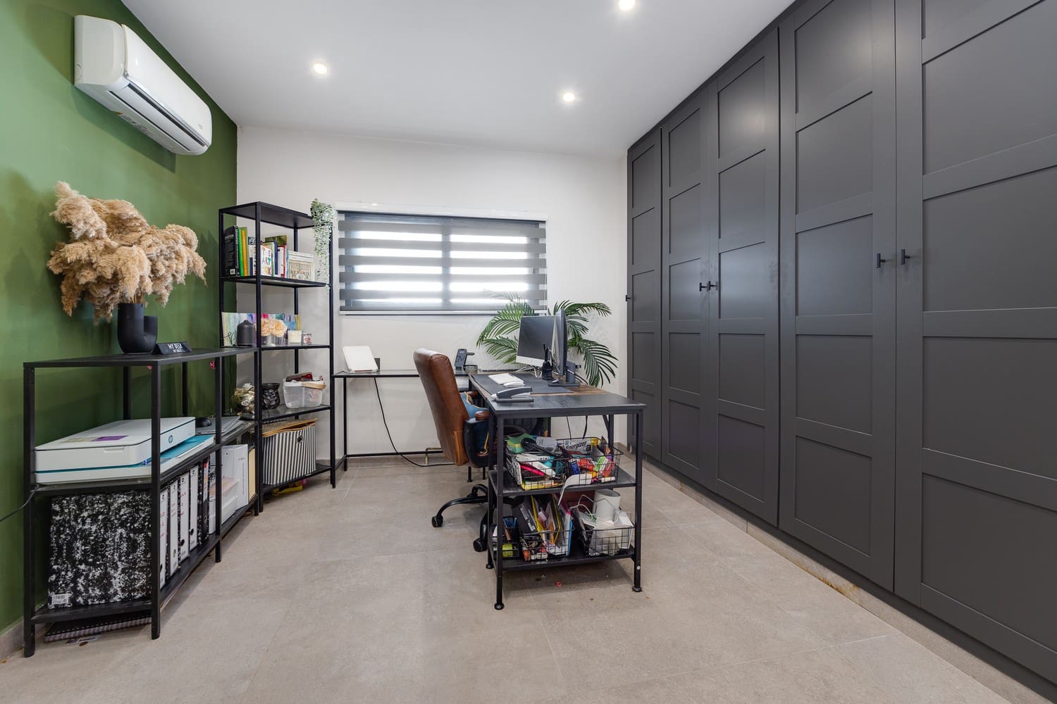 6 bedroom Villa for sale in Los Balcones with pool garage - € 1,150,000 (Ref: 8986630)