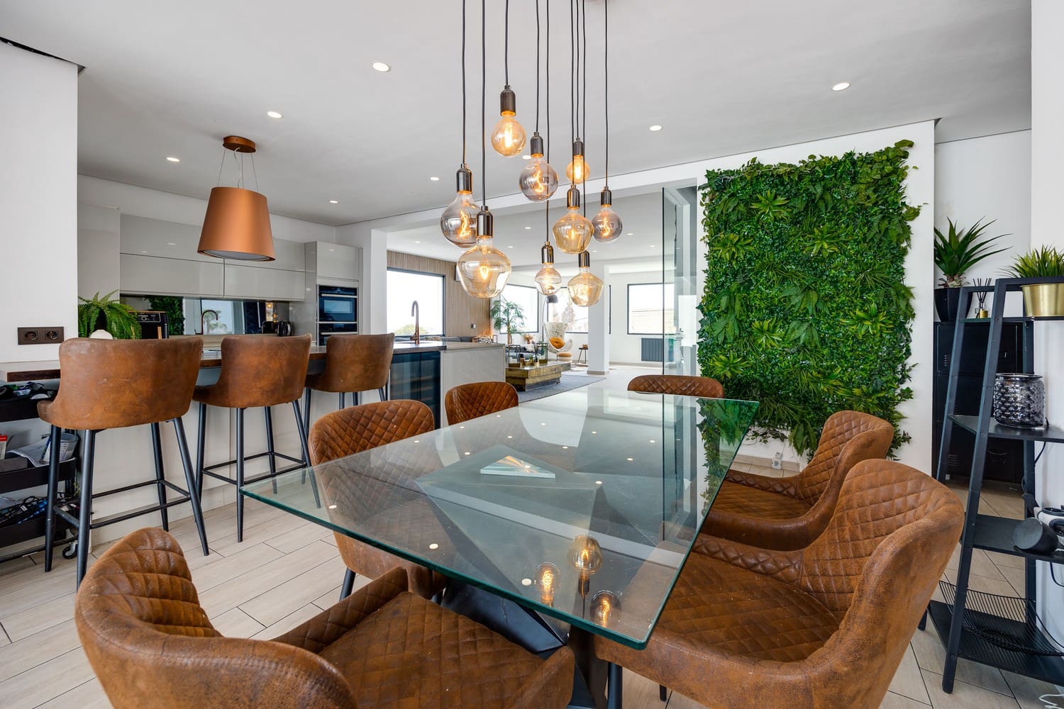 6 bedroom Villa for sale in Los Balcones with pool garage - € 1,150,000 (Ref: 8986630)