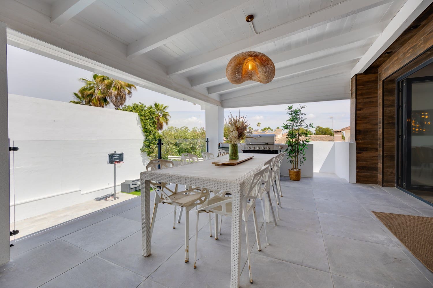 6 bedroom Villa for sale in Los Balcones with pool garage - € 1,150,000 (Ref: 8986630)