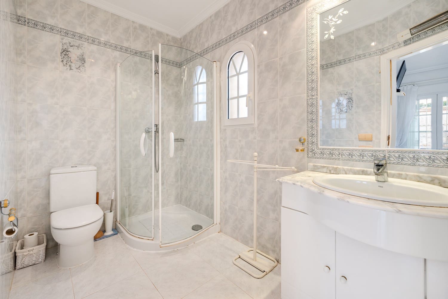 3 camera da letto Villa in vendita in Cabo Roig con piscina garage - 730.000 € (Rif: 9000238)