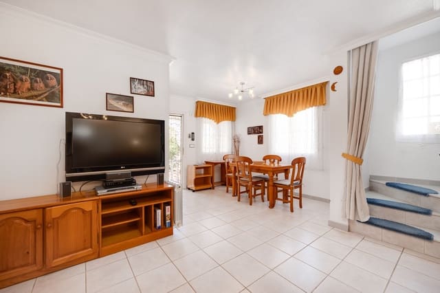 2 bedroom Villa for sale in El Chaparral, Torrevieja with pool garage - € 275,000 (Ref: 9040999)