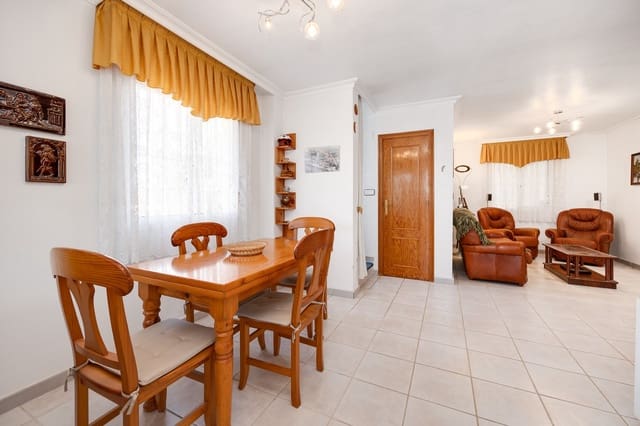 2 bedroom Villa for sale in El Chaparral, Torrevieja with pool garage - € 275,000 (Ref: 9040999)