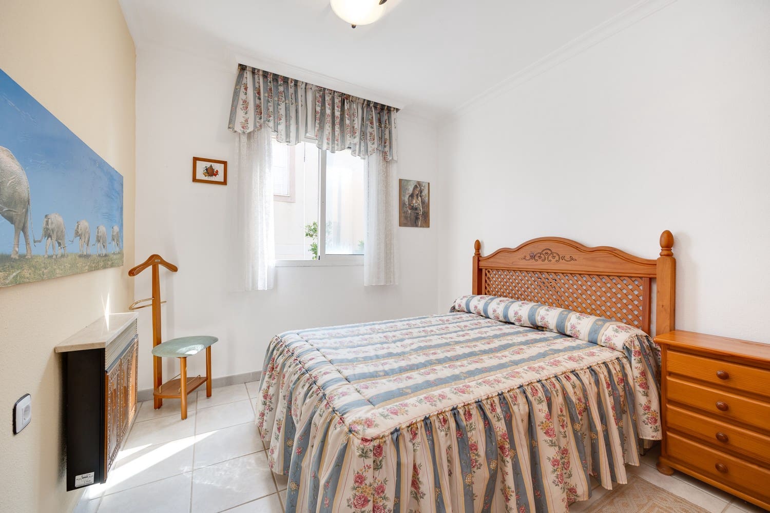 2 chambre Villa/Maison à vendre à El Chaparral avec piscine garage - 275 000 € (Ref: 9040999)