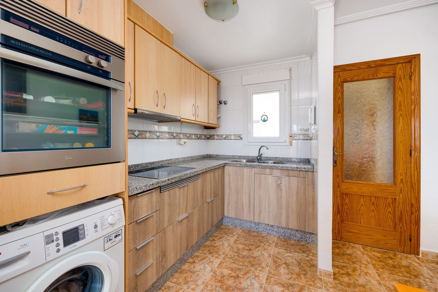 3 bedroom Penthouse for sale in Torrevieja with garage - € 299,600 (Ref: 9041000)