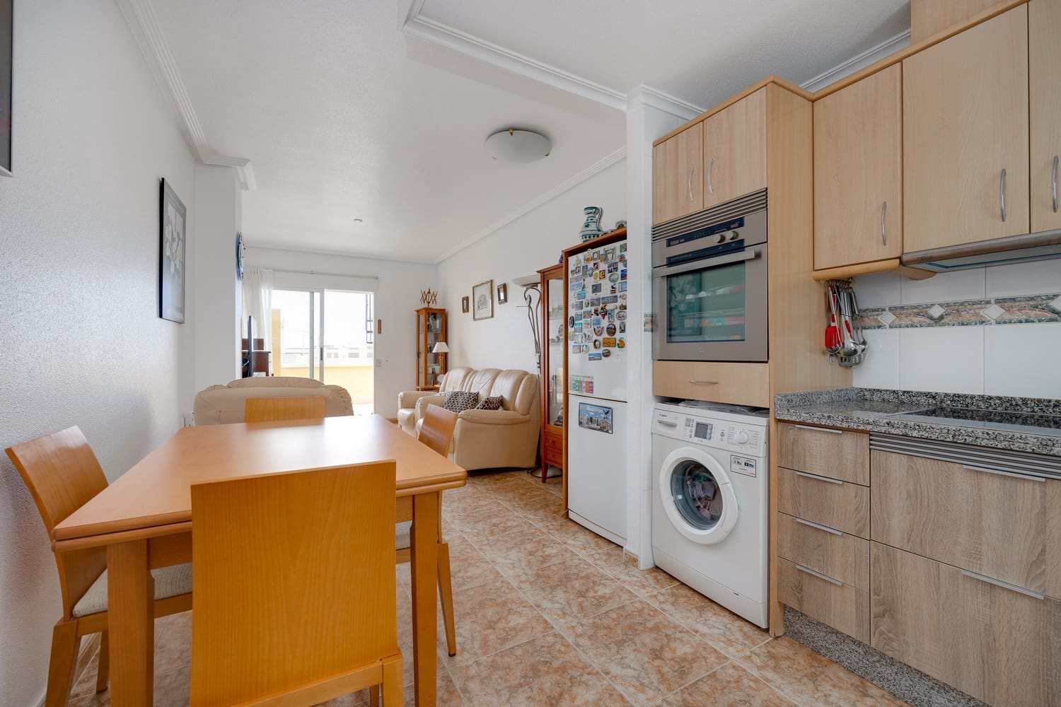 3 bedroom Penthouse for sale in Torrevieja with garage - € 299,600 (Ref: 9041000)