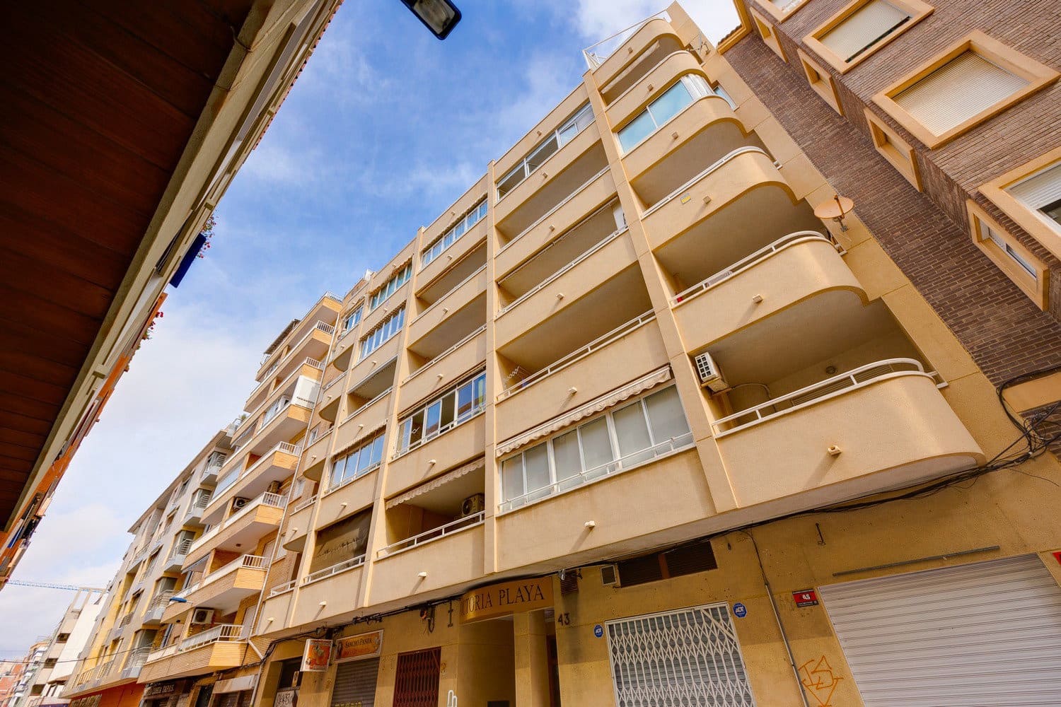 3 bedroom Penthouse for sale in Torrevieja with garage - € 299,600 (Ref: 9041000)