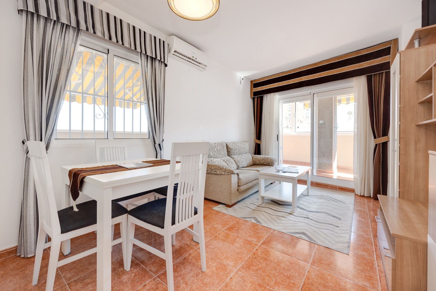 3 soveværelse Penthouse til salg i Torrevieja med garage - € 250.000 (Ref: 9101524)