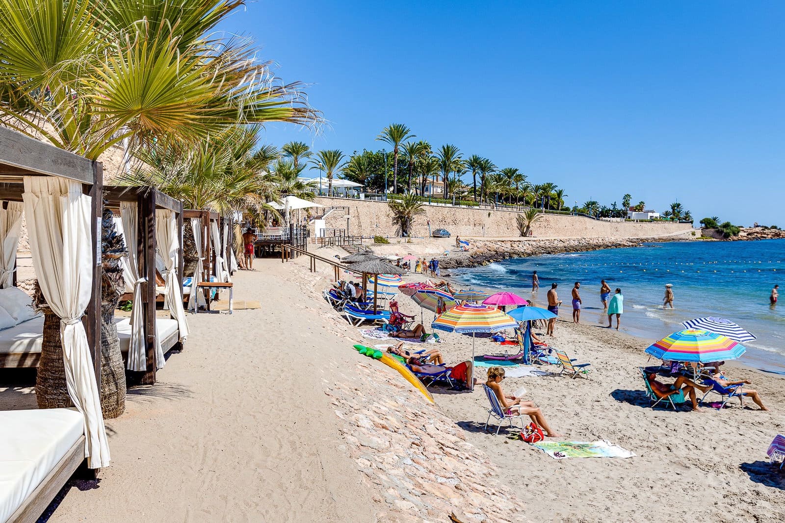 4 sypialnia Willa na sprzedaż w Torrevieja z basenem garażem - 2 750 000 € (Ref: 9103910)
