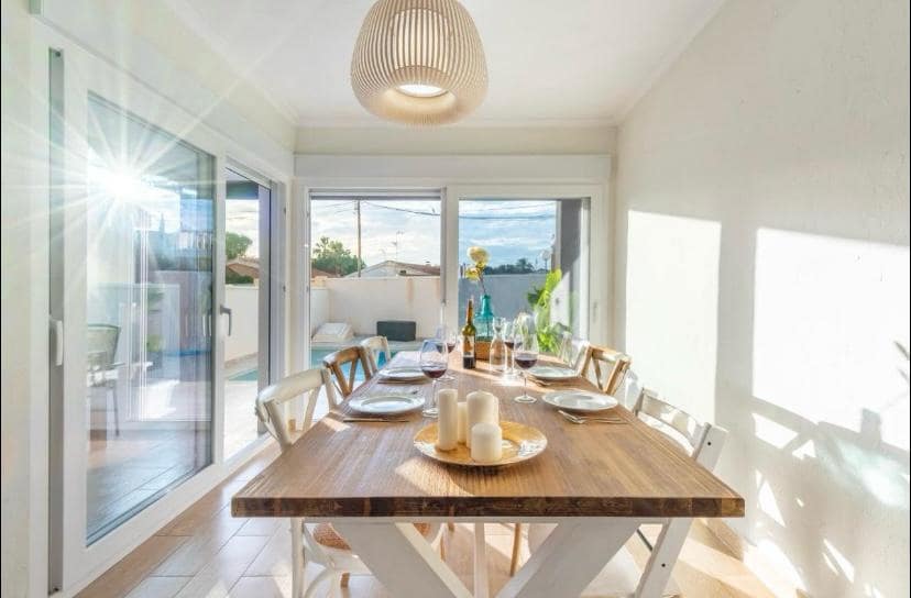 2 soveværelse Finca/Landehus til leje i Torrevieja med swimmingpool - € 1.800 (Ref: 9123713)