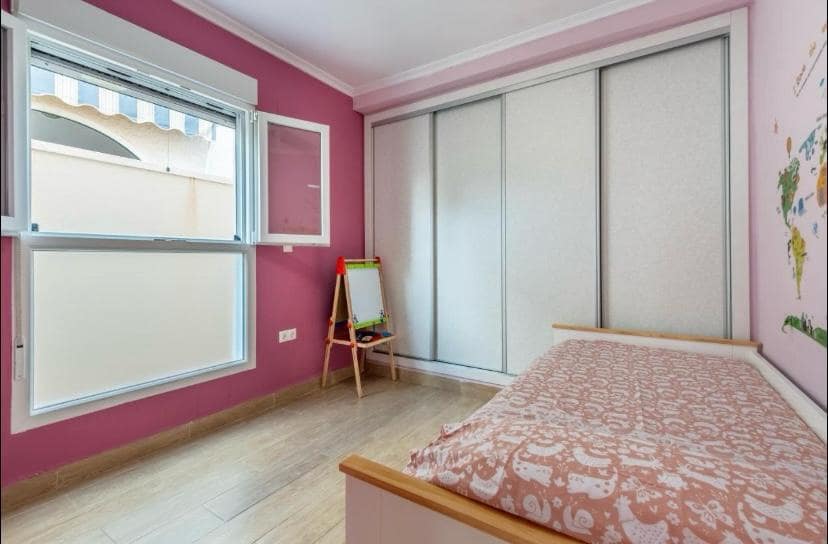 2 soveværelse Finca/Landehus til leje i Torrevieja med swimmingpool - € 1.800 (Ref: 9123713)