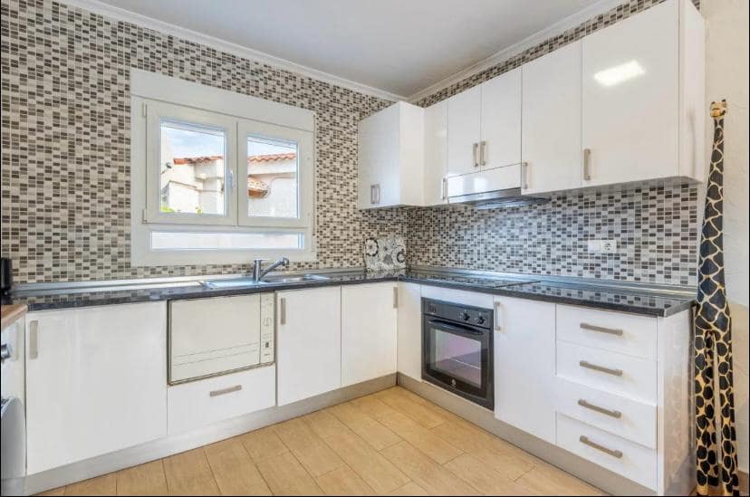 2 soveværelse Finca/Landehus til leje i Torrevieja med swimmingpool - € 1.800 (Ref: 9123713)