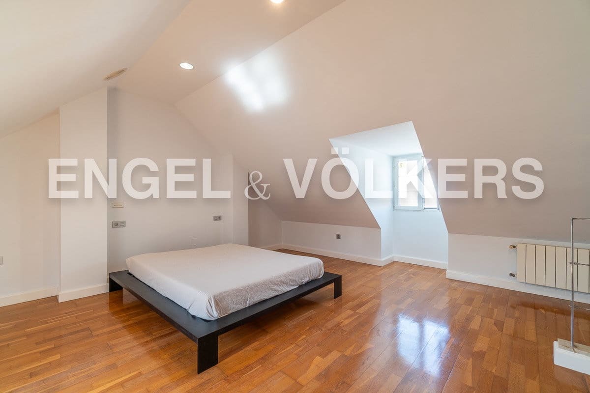 4 slaapkamer Finca/Landhuis te huur in Torrevieja met garage - € 1.770 (Ref: 9130200)