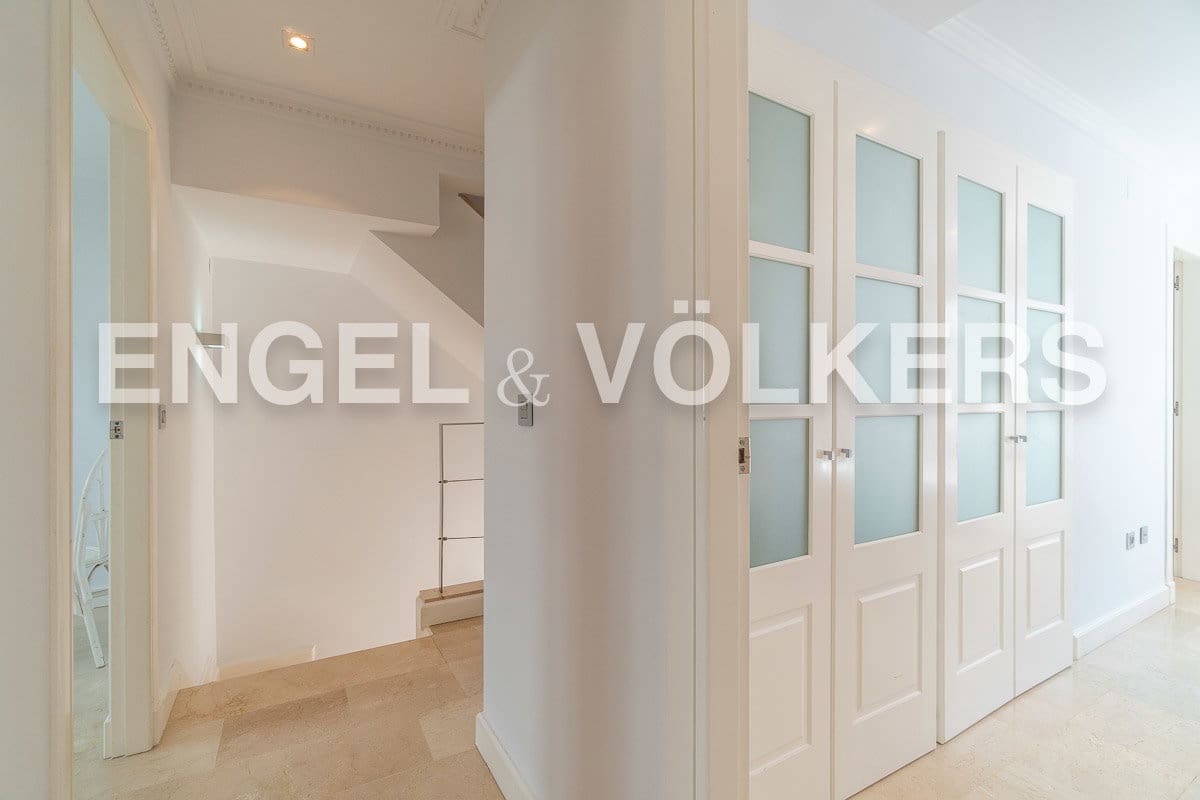 4 slaapkamer Finca/Landhuis te huur in Torrevieja met garage - € 1.770 (Ref: 9130200)