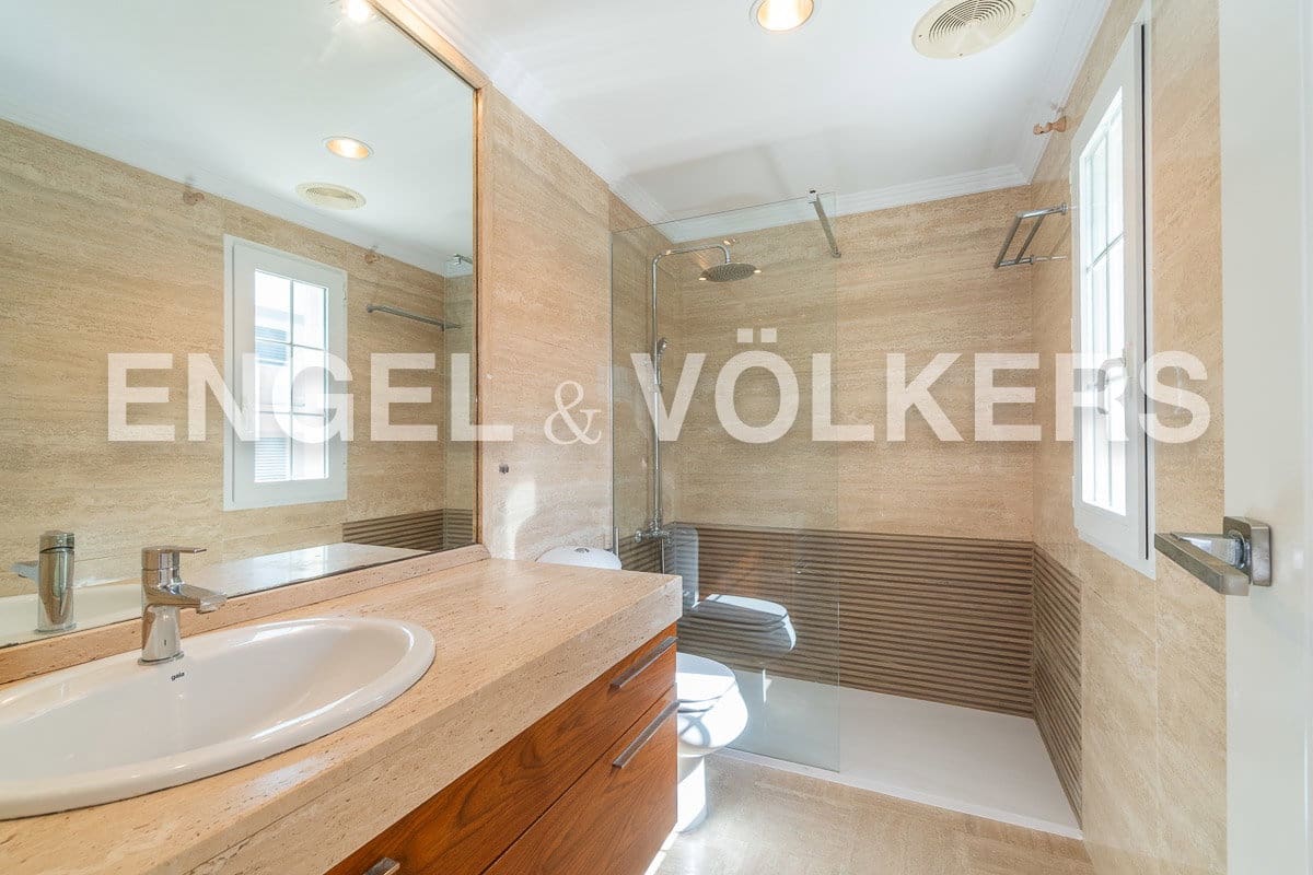 4 slaapkamer Finca/Landhuis te huur in Torrevieja met garage - € 1.770 (Ref: 9130200)