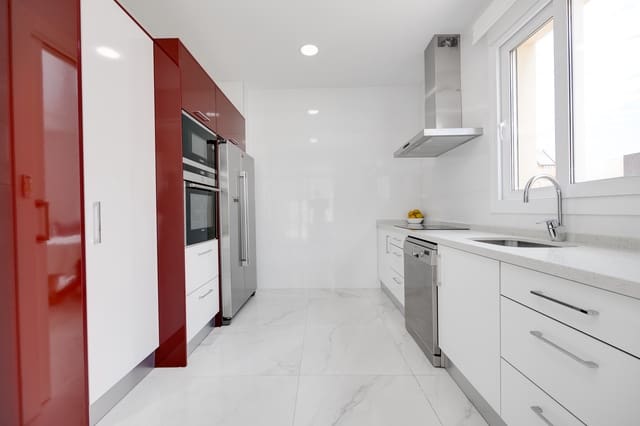 3 bedroom Villa for sale in Torrevieja with pool garage - € 749,000 (Ref: 9146304)