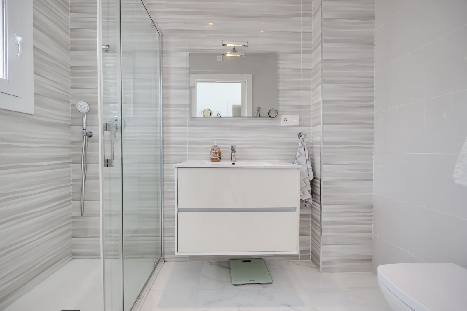 3 bedroom Villa for sale in Torrevieja with pool garage - € 749,000 (Ref: 9146304)