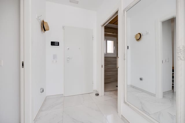 3 bedroom Villa for sale in Torrevieja with pool garage - € 749,000 (Ref: 9146304)