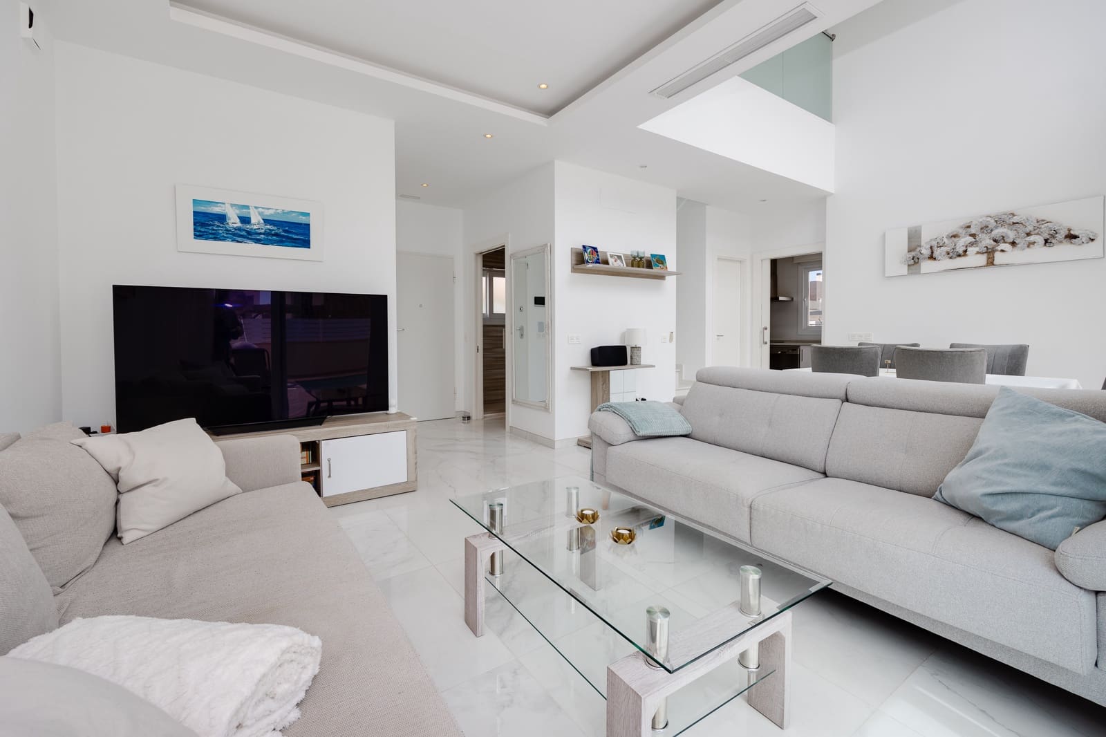 3 bedroom Villa for sale in Torrevieja with pool garage - € 749,000 (Ref: 9146304)