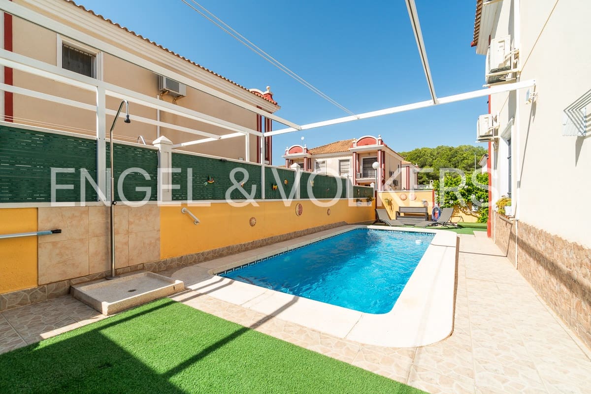 3 camera da letto Finca/Casa di Campagna da affittare in Orihuela Costa con piscina - 1.800 € (Rif: 9153312)