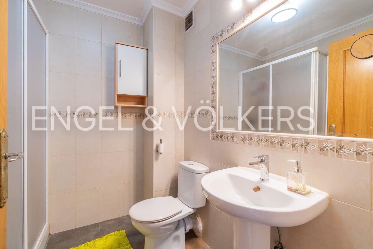 3 soveværelse Lejlighed til leje i Torrevieja - € 1.150 (Ref: 9203414)