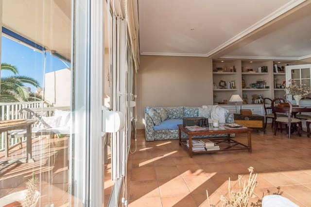 Apartamento de 3 habitaciones en Torrevieja en alquiler - 1.500 € (Ref: 9203415)