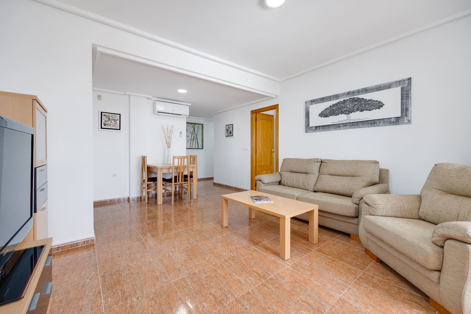 3 soveværelse Lejlighed til salg i Torrevieja med swimmingpool garage - € 230.000 (Ref: 9216159)