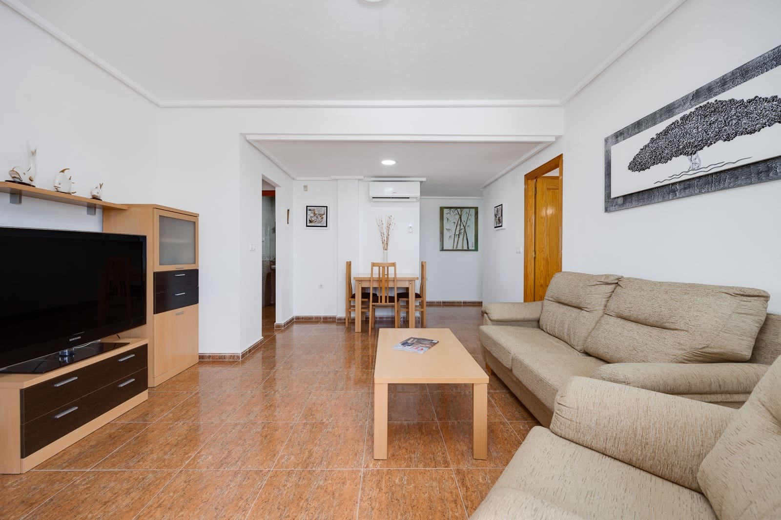 3 soveværelse Lejlighed til salg i Torrevieja med swimmingpool garage - € 230.000 (Ref: 9216159)