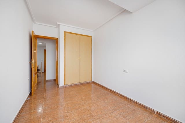 3 bedroom Apartment for sale in El Chaparral - La Siesta - La Torreta, Torrevieja with pool garage - € 230,000 (Ref: 9216159)