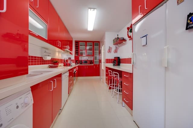 3 bedroom Apartment for sale in Playa del Acequión, Torrevieja with pool garage - € 379,000 (Ref: 9306980)