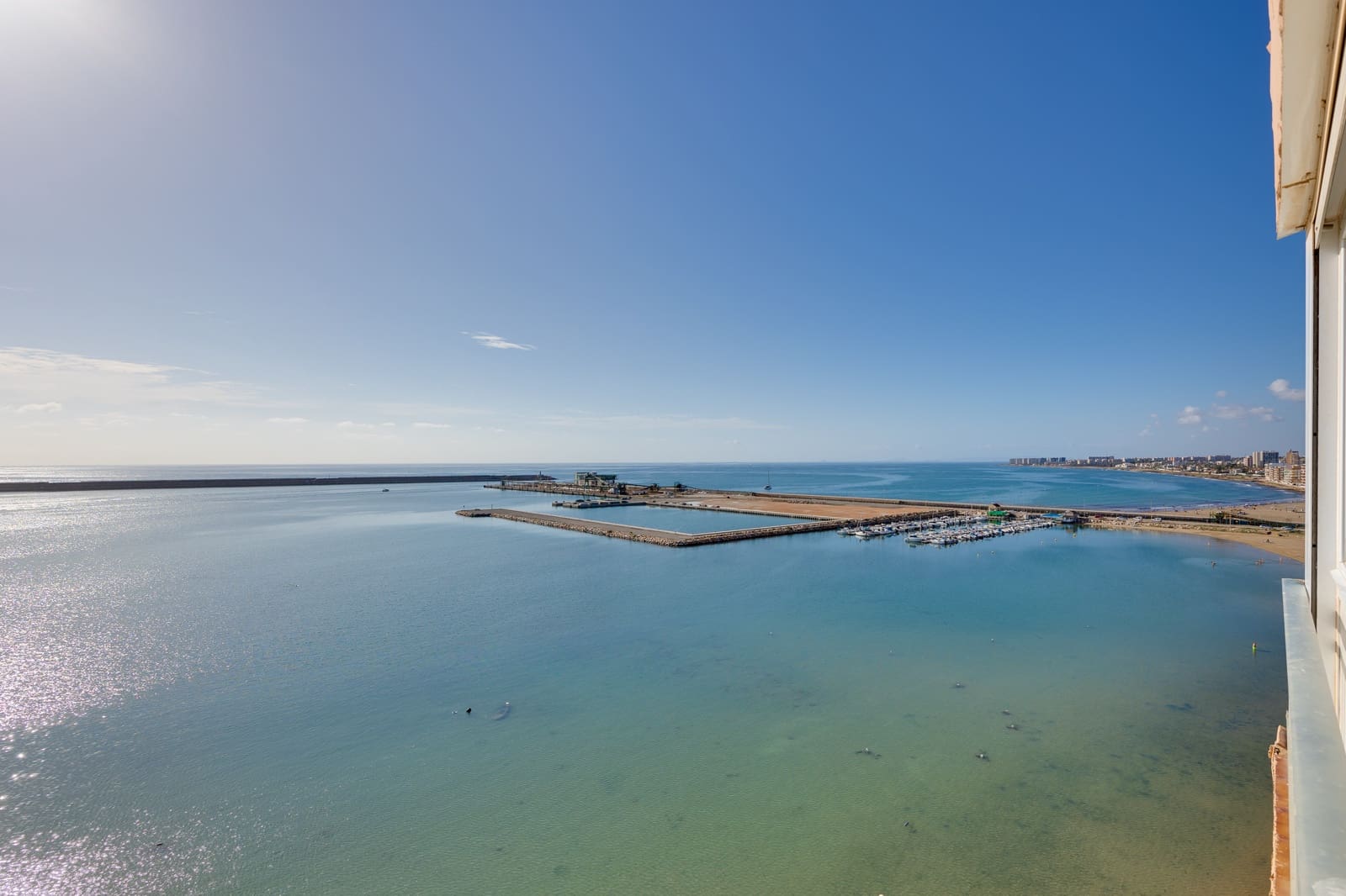 3 soverom Leilighet til salgs i Torrevieja med svømmebasseng garasje - € 379 000 (Ref: 9306980)